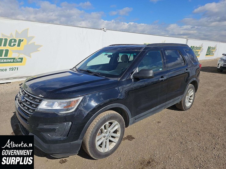 2017-ford-explorer-image-1