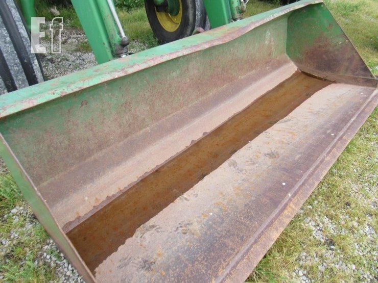 john-deere-2440-image-25