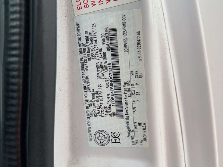 2017-ford-e450-image-29