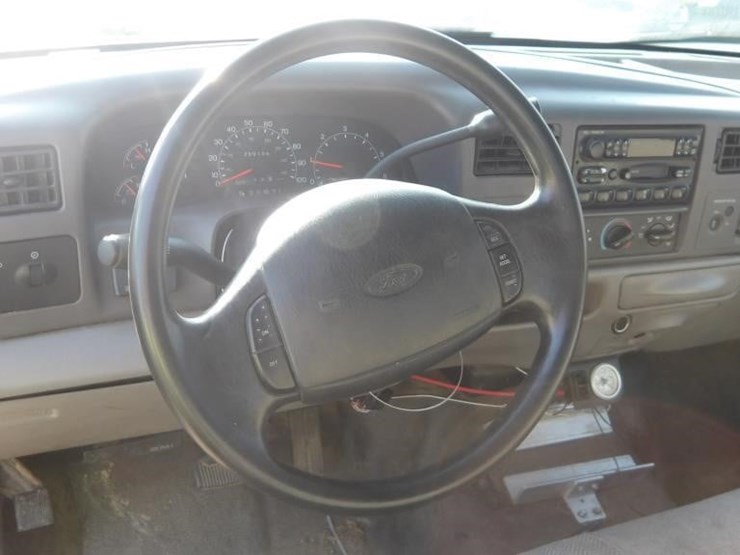 2001-ford-f350-image-21