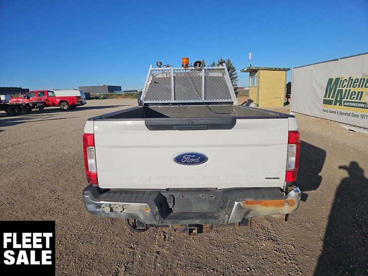 2019-ford-f350-image-6