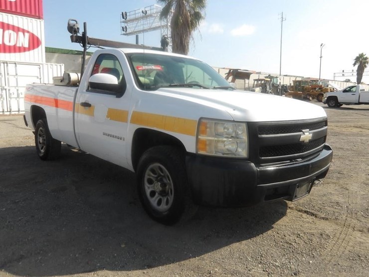 2007-chevrolet-silverado-1500-image-3
