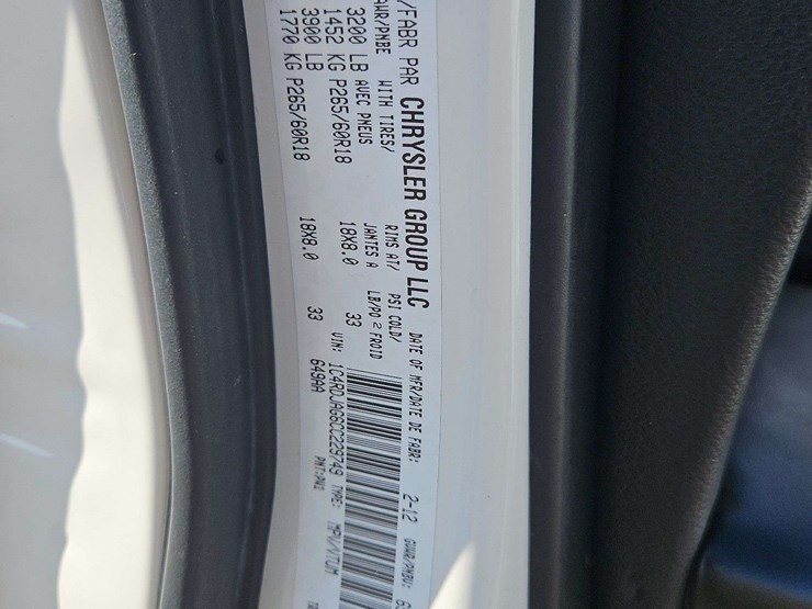 2012-dodge-durango-image-32