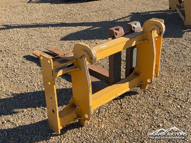 brandt-6-ft.-q/c-pallet-forks-image-3