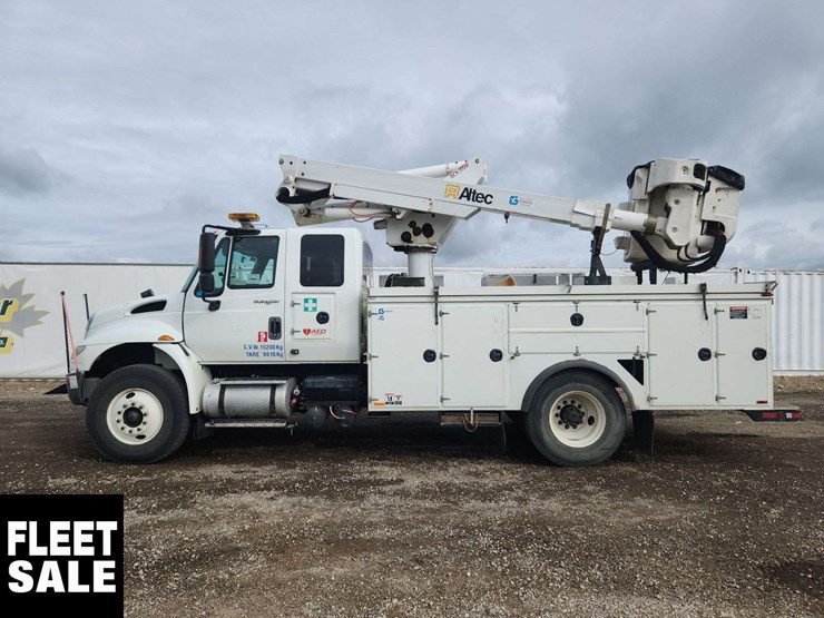2013-international-durastar-4400-image-5