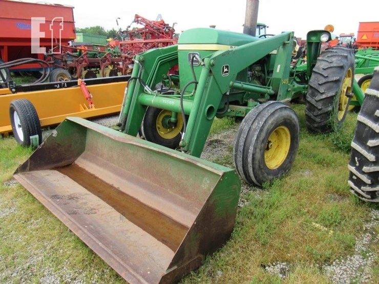 john-deere-2440-image-1