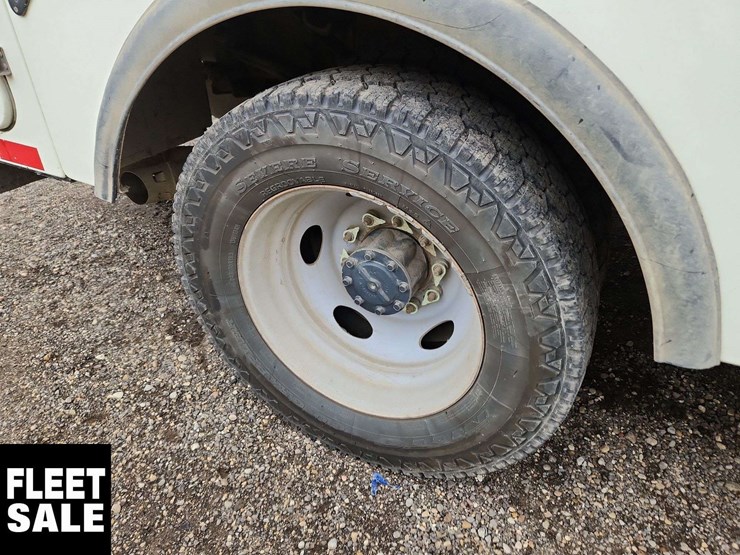 2019-ford-f550-image-10