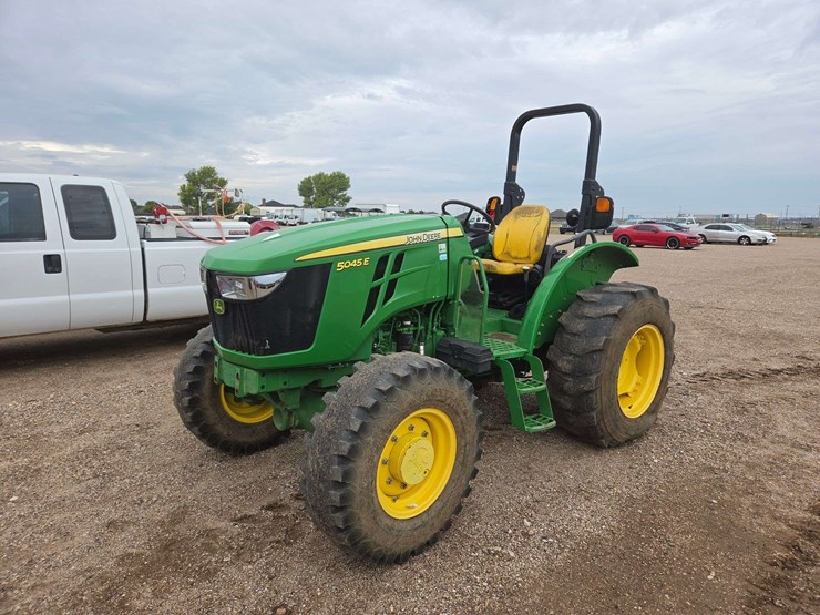 john-deere-5045e-image-1