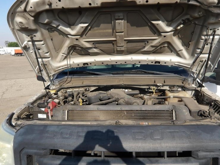 2016-ford-f550-xlt-image-9