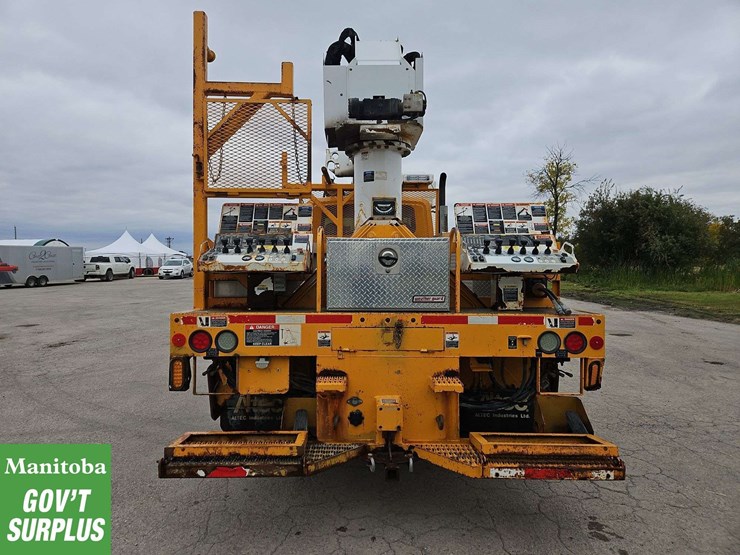 2009-international-durastar-4400-image-6
