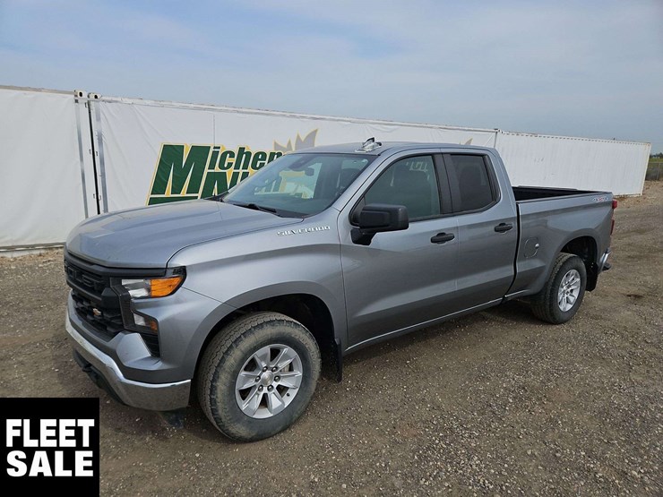 2023-chevrolet-silverado-1500-image-1