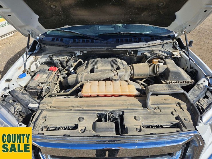 2017-ford-f150-image-27