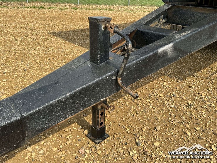 2005-t/a-grain-pup-trailer-image-7