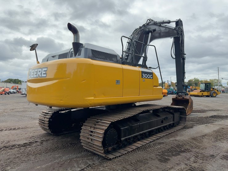 2016-deere-300g-lc-image-5