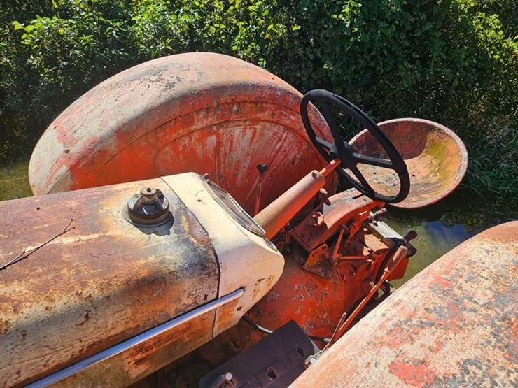 #2531-•-case-900-tractor-image-35