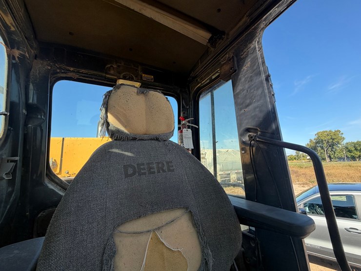 deere-450c-lc-image-27
