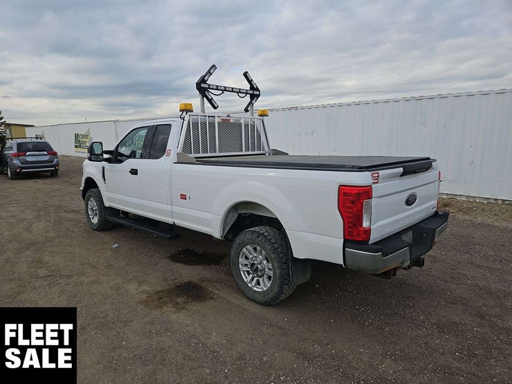 2019-ford-f350-image-3