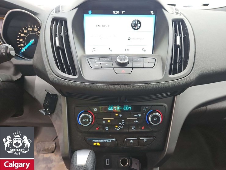 2017-ford-escape-se-image-20