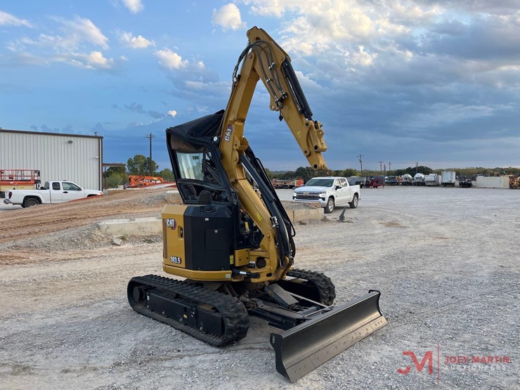 caterpillar-303.5-image-3