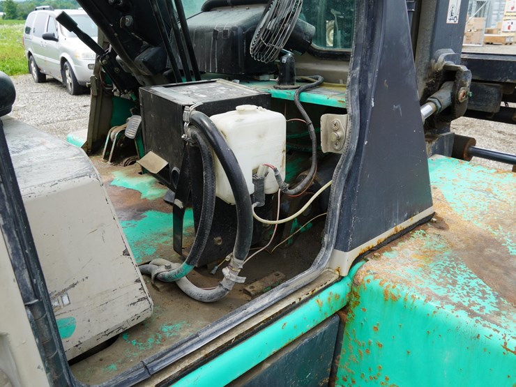 2006-manitou-m40.4-image-25