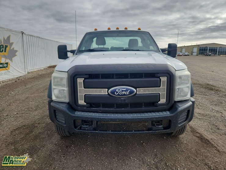 2011-ford-f450-image-8