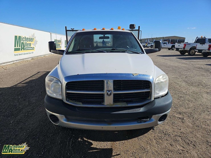 2007-dodge-ram-3500-image-8