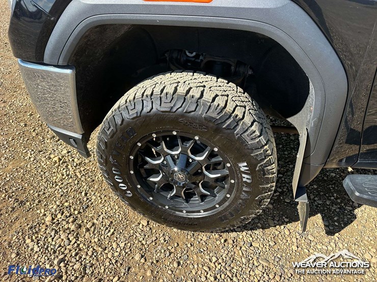 gmc-sierra-2500hd-image-38