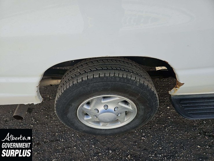 ford-e350-image-10