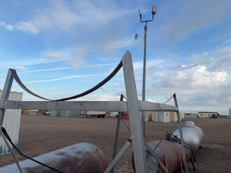 farm-fuel-tank-with-stand-image-7