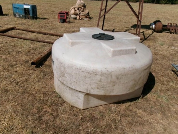 poly-nurse-tank,-300-gallon-image-2