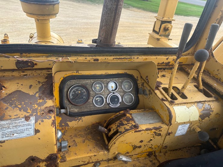 caterpillar-613-image-27