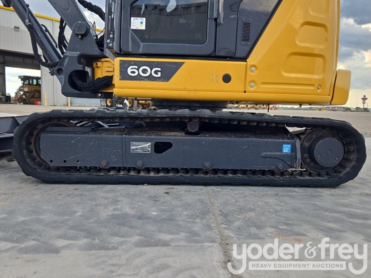 2020-deere-60g-image-10