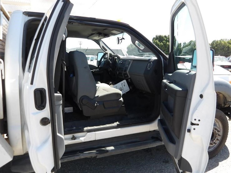 2015-ford-f450-image-21