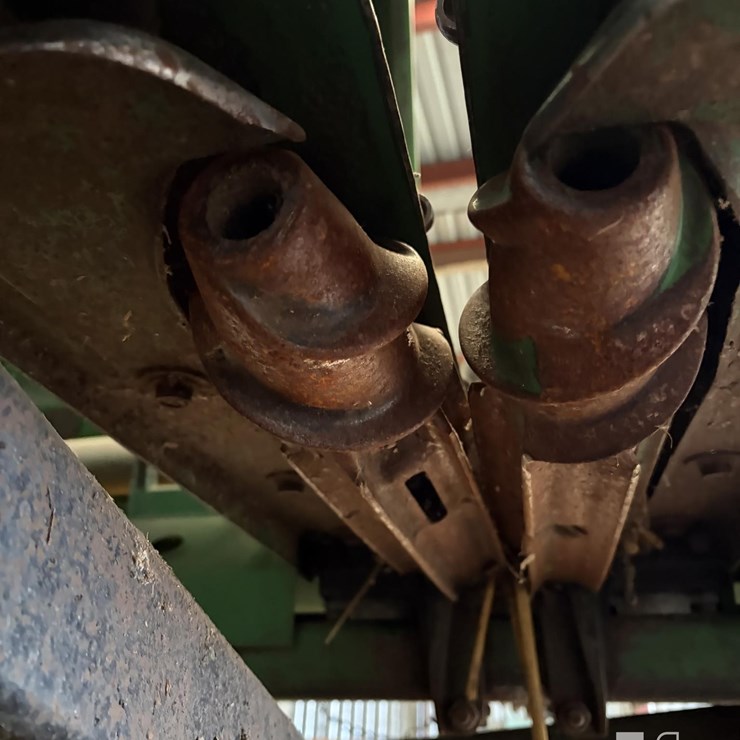 1994 JOHN DEERE 893