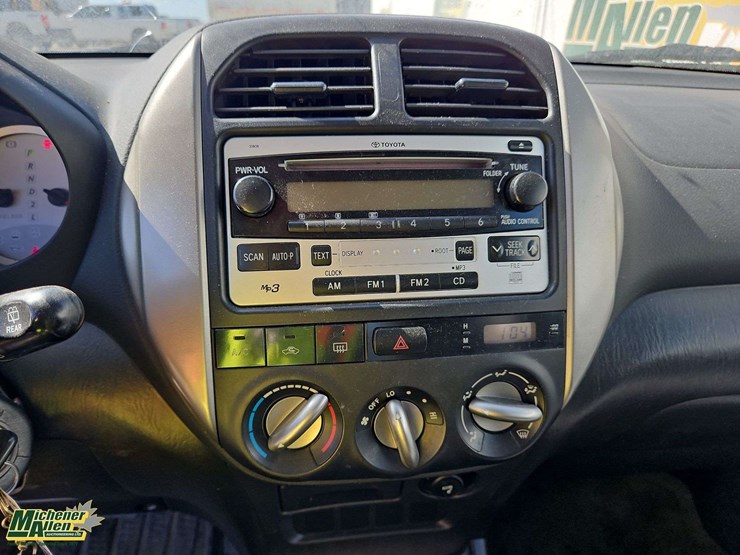 2004-toyota-rav4-image-20