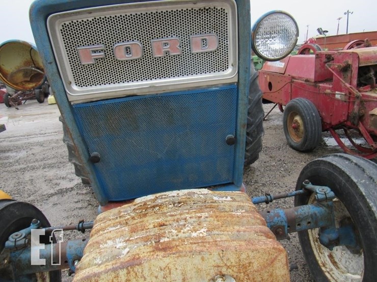 1968-ford-5000-image-3