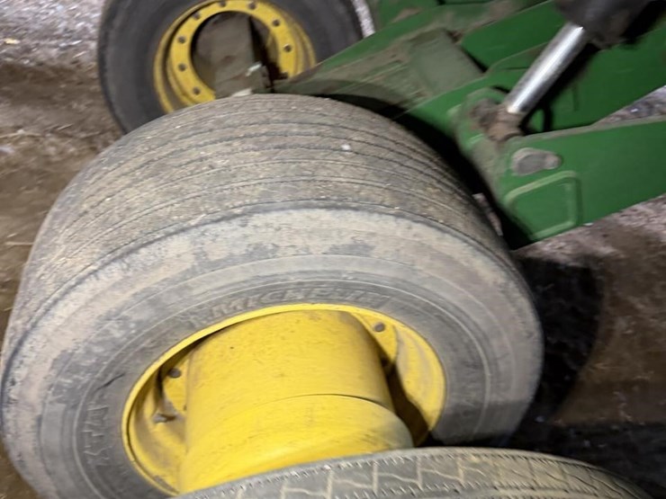 2013-john-deere-db60-image-29