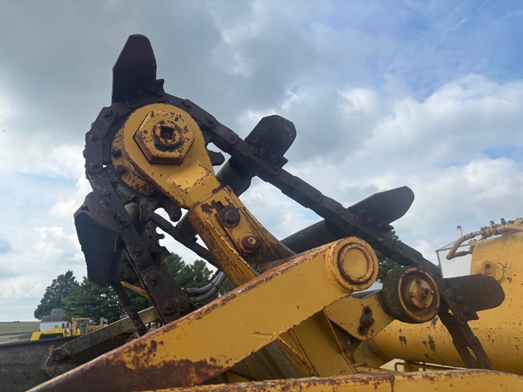 caterpillar-613-image-91