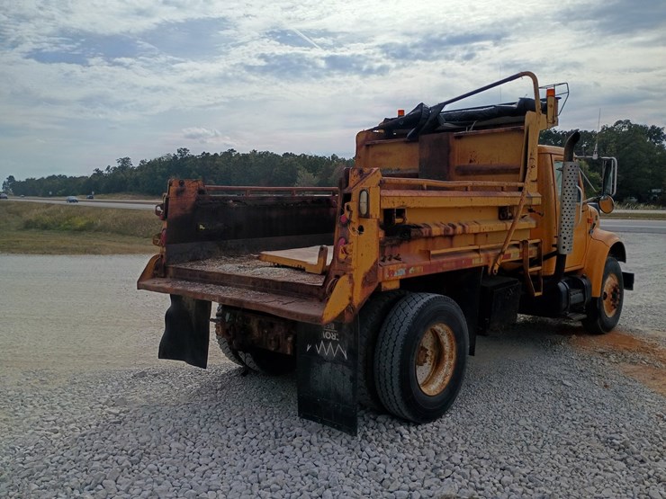 2000-international-4900-image-7