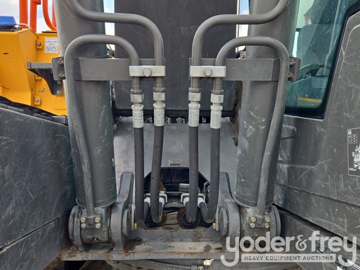 2021-volvo-ec200el-image-26