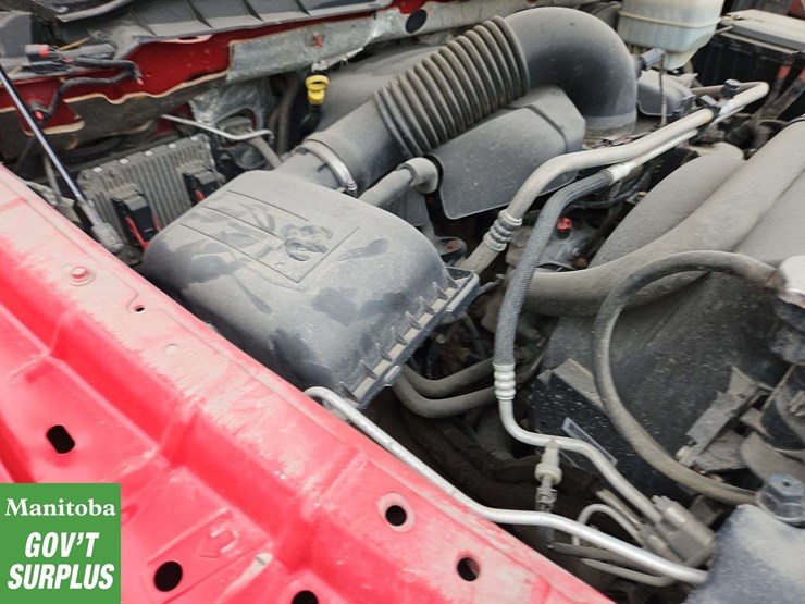 2015-dodge-2500-image-37
