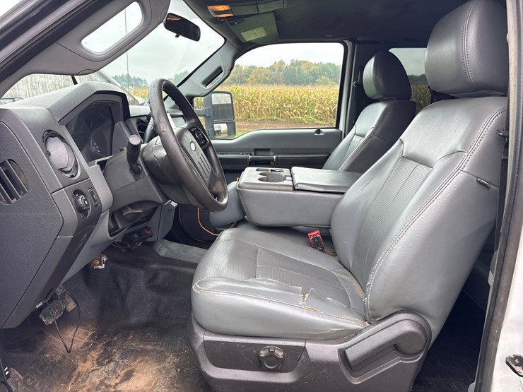 2015-ford-f550-image-58