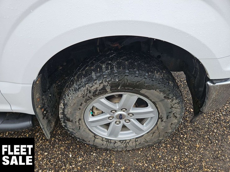 2020-ford-f150-image-12