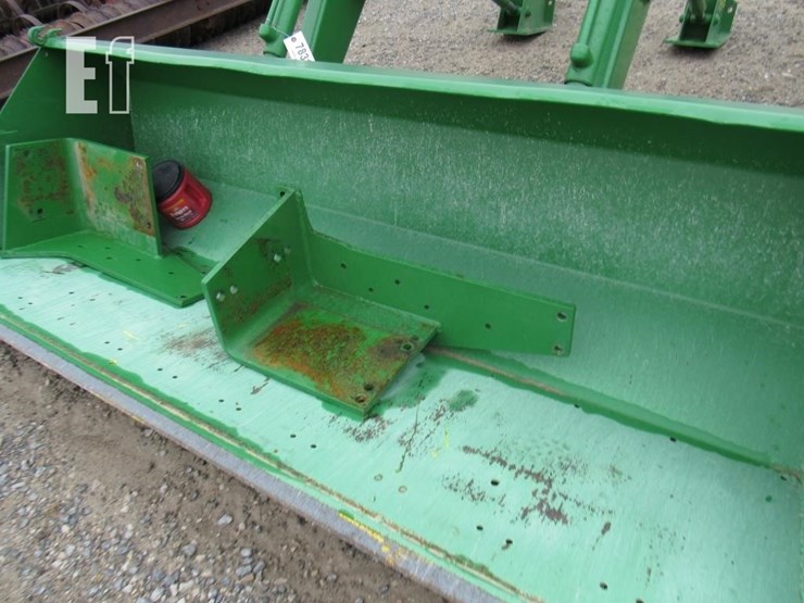 john-deere-146-image-7