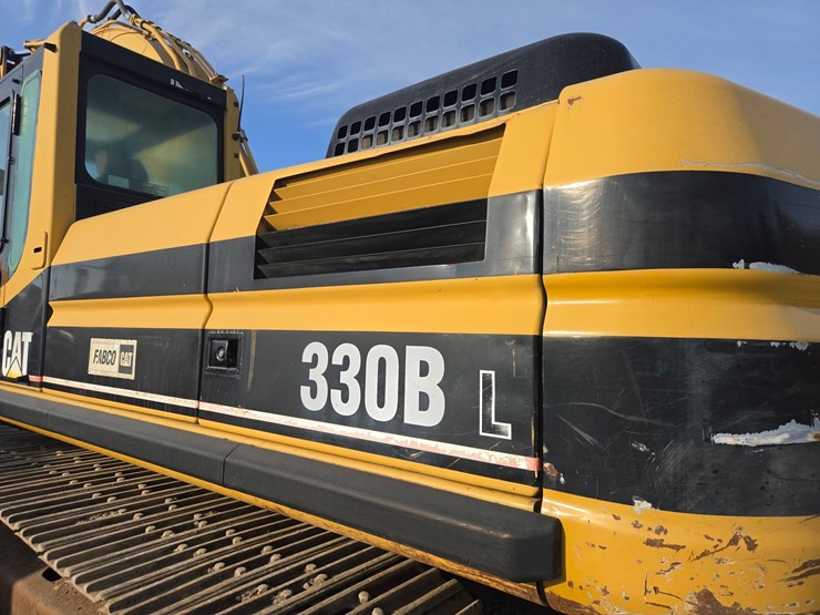 caterpillar-330b-image-39