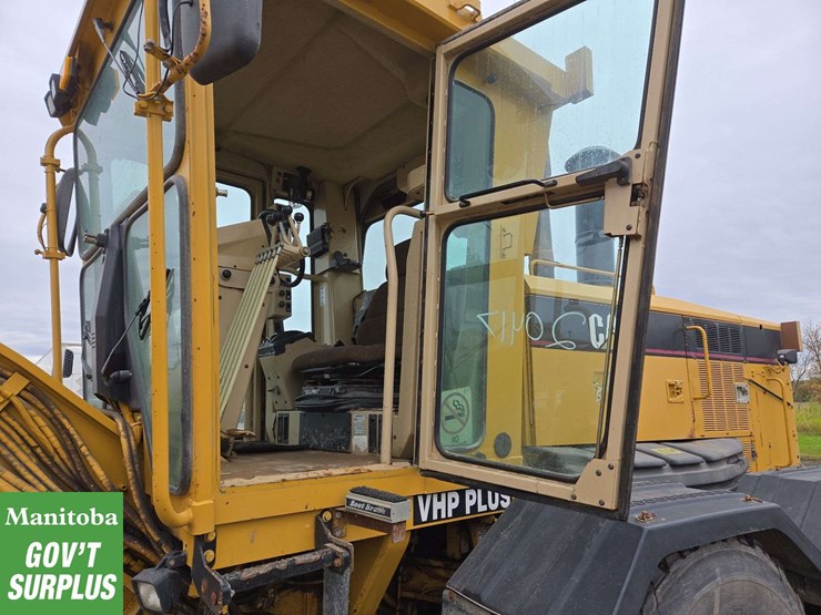 2004-caterpillar-140h-image-15