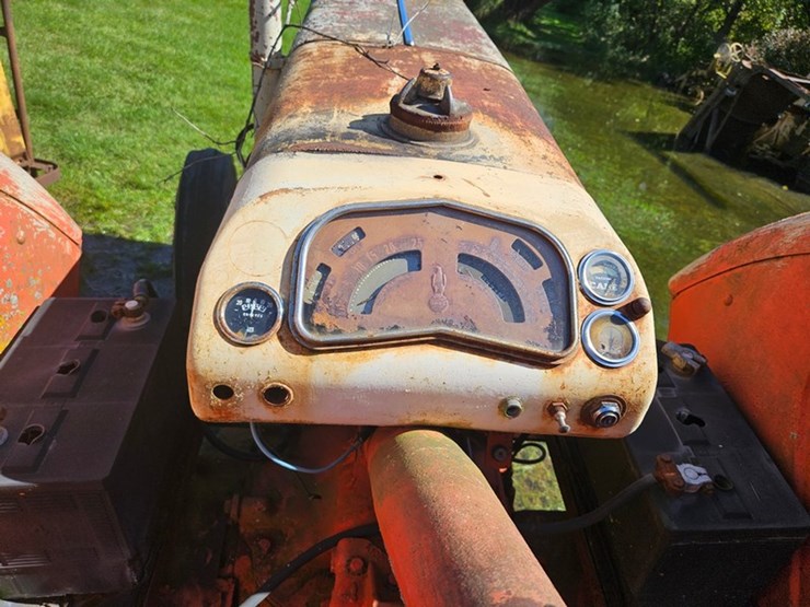 #2531-•-case-900-tractor-image-29