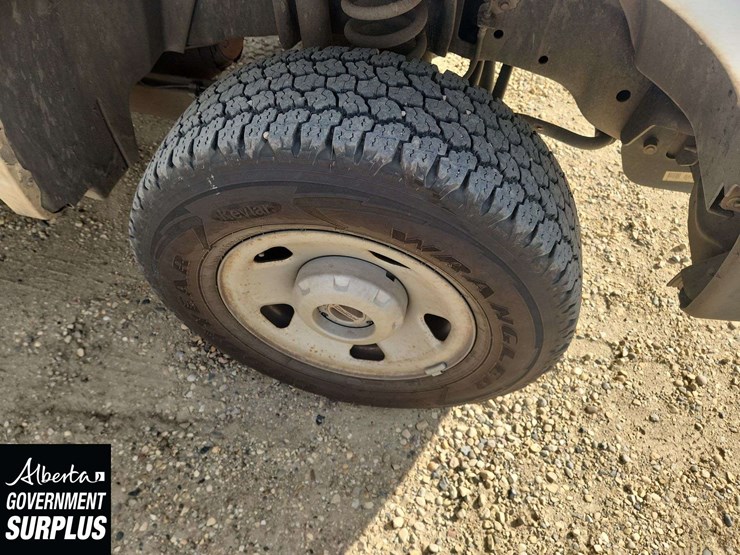 2008-ford-f350-image-24