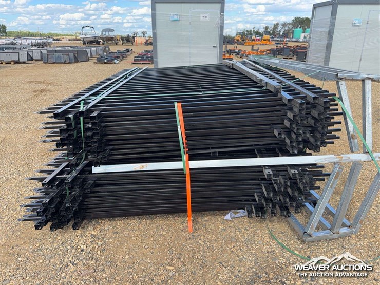 qty-of-(24)-10-ft.-galvanized-steel-fence-image-6