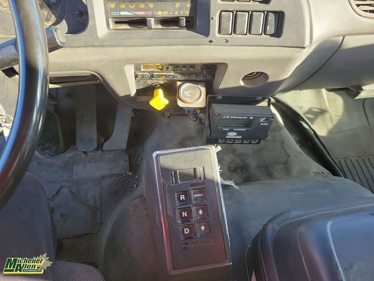 2007-gmc-t8500-image-19